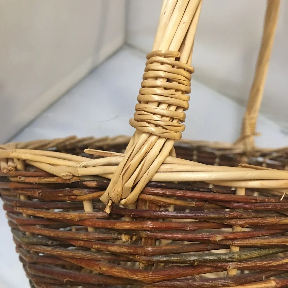Unbranded handcrafted oval